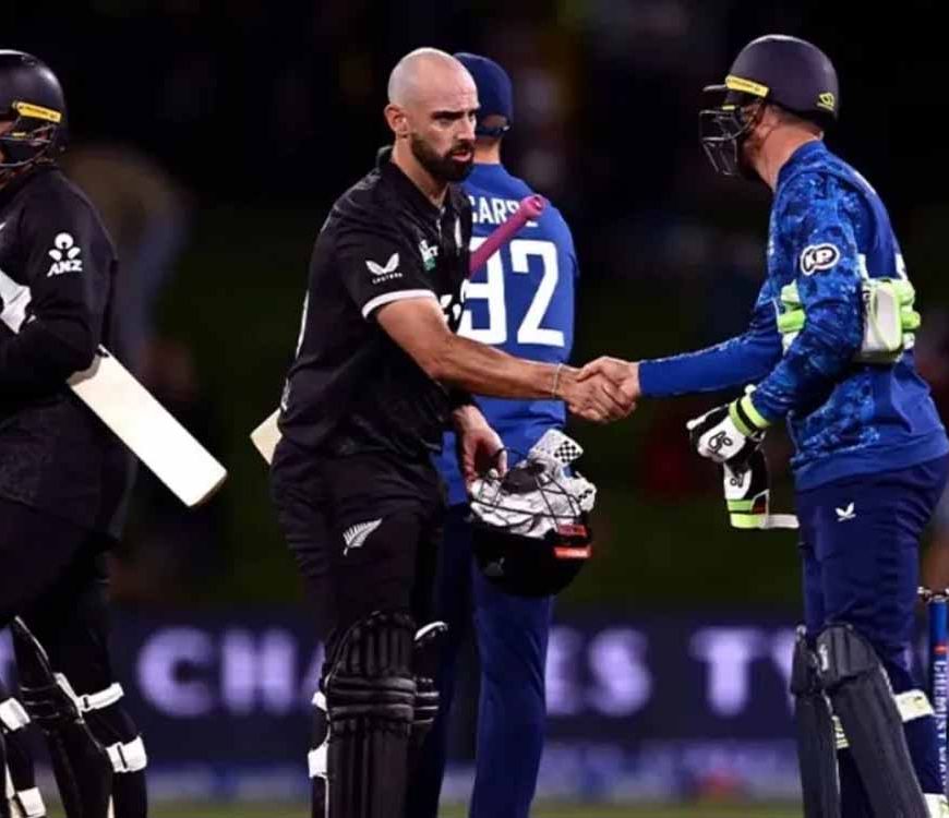 इंग्लैंड की बैटिंग फिर फेल, न्यूजीलैंड ने पांच विकेट से दर्ज की शानदार जीत