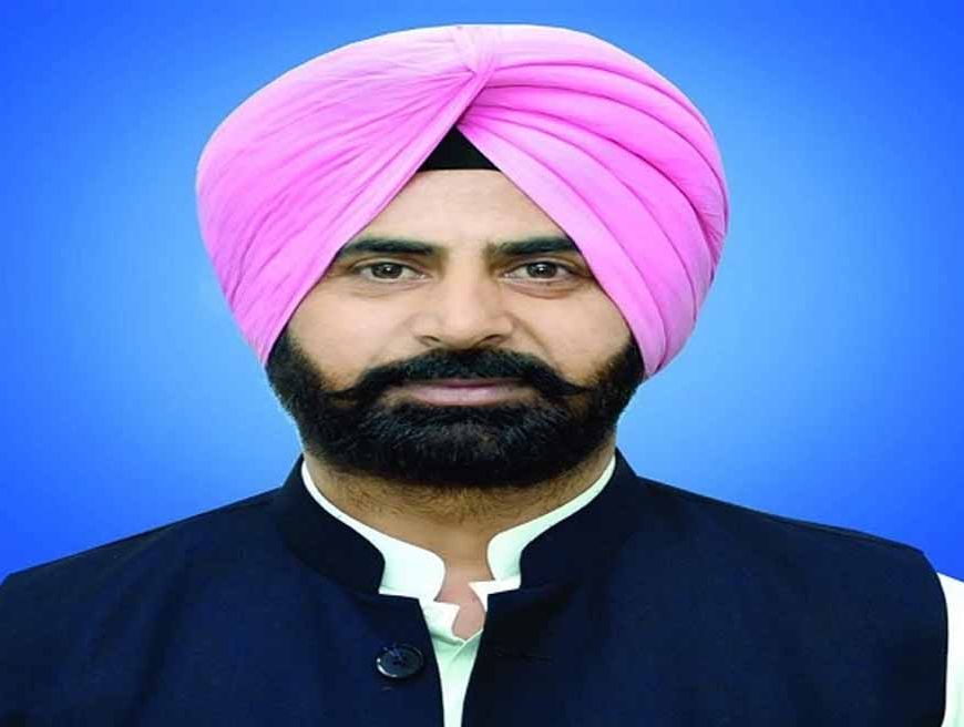 पंजाब में सियासी तूफान! एक और MLA पर दर्ज हुई FIR, गंभीर धाराओं में मामला