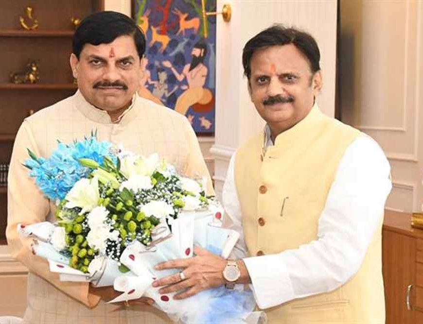 मुख्यमंत्री डॉ. यादव से भेंट कर उप मुख्यमंत्री शुक्ल ने व्यक्त किया आभार