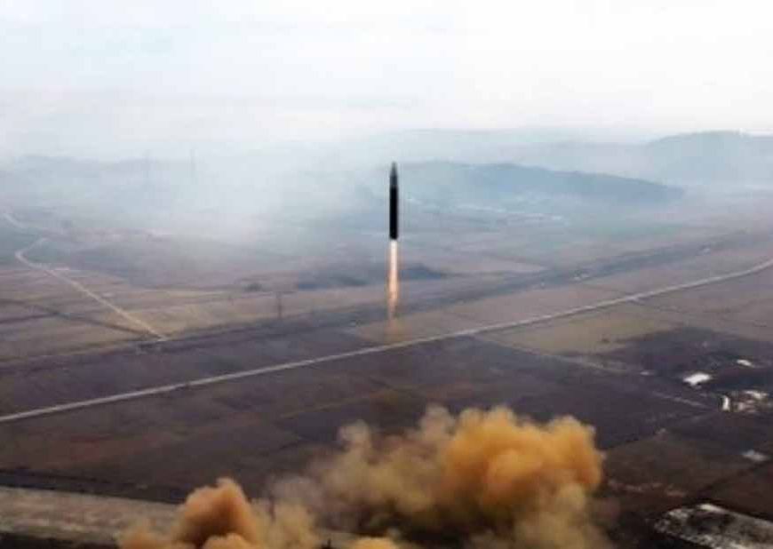 रूस ने क्रूज़ मिसाइल का परीक्षण, यूएस ने न्यूक्लियर परीक्षणों की तैयारी की घोषणा — किसके पास कितने हथियार?