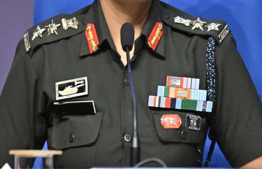 सेना अधिकारी पर काली छाया: दूसरे कर्नल की पत्नी से अवैध संबंध के चलते बड़ी सजा