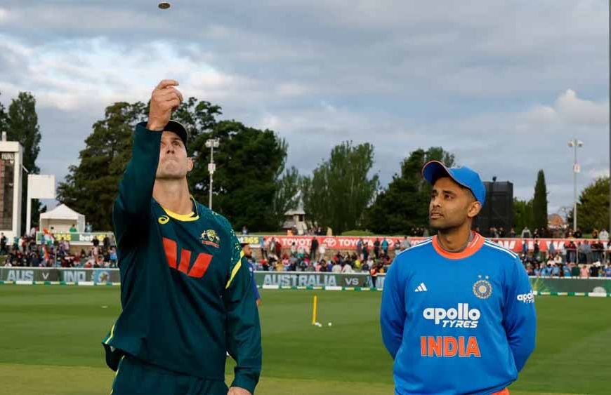 मेलबर्न T20: ऑस्ट्रेलिया ने टॉस जीता, भारत को पहले बल्लेबाजी — देखें दोनों टीमों की प्लेइंग 11