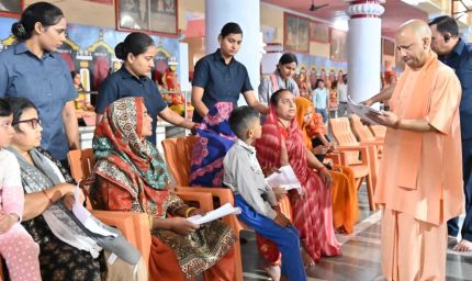 जनता की समस्याओं के समाधान को संकल्पित है सरकार : मुख्यमंत्री