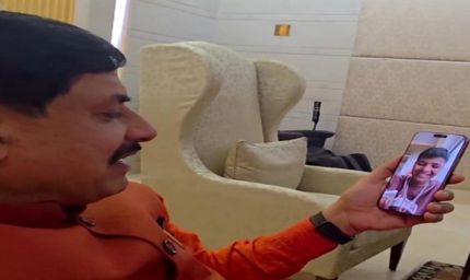 मुख्यमंत्री डॉ. यादव ने महिला क्रिकेट खिलाड़ी क्रांति गौड़ को वीडियो कॉल कर दीं शुभकामनाएं
