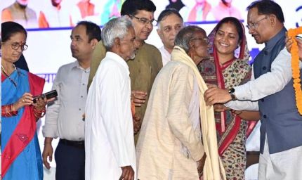 विशेष लेख : वरिष्ठ नागरिकों के सम्मान, सुरक्षा और कल्याण के लिए प्रतिबद्ध - छत्तीसगढ़ का आदर्श मॉडल