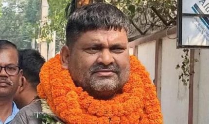 मुंगेर में राजनीतिक उलटफेर: जन सुराज के संजय सिंह ने थामा BJP का हाथ