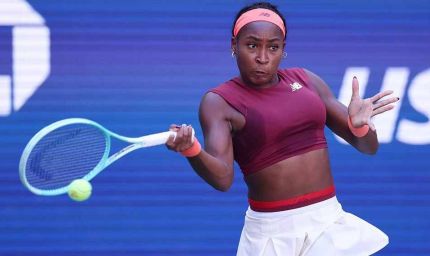 गॉफ की दमदार वापसी: पाओलिनी को हराकर डब्ल्यूटीए फाइनल्स में उम्मीद बरकरार