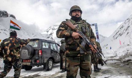 कुपवाड़ा में आतंकियों की घुसपैठ नाकाम, सेना की जवाबी कार्रवाई में दो ढेर