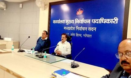 एसआईआर का कार्य गंभीरता और प्राथमिकता के साथ करें