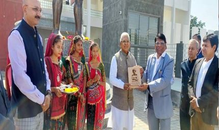 राज्यपाल  पटेल ने गुजरात के बिरसा मुंडा जनजातीय विश्वविद्यालय राजपीपला का किया भ्रमण