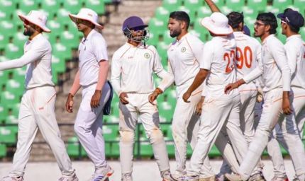 रणजी ट्रॉफी में जम्मू-कश्मीर का इतिहास रचाया, 65 साल में पहली बार दिल्ली को हराया