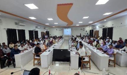 अम्बिकापुर : ई-ऑफिस प्रणाली पर अधिकारी-कर्मचारियों को दिया गया प्रशिक्षण