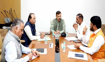 शासकीय शिक्षकों की सेवा संबंधी समस्याओं के निराकरण के लिये लगेंगे शिविर