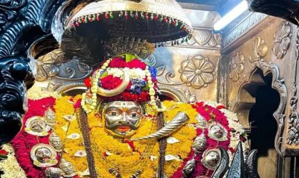 काल भी जिनसे डरता है: जानें क्यों भगवान कालभैरव कहलाते हैं ‘काशी के कोतवाल’