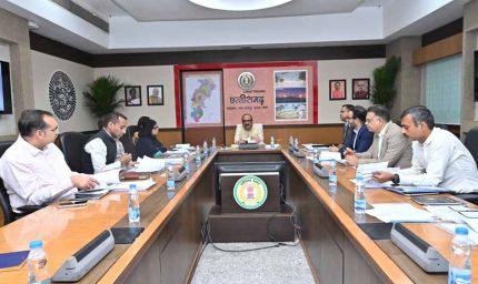 परियोजना एवं निर्माण क्रियान्वयन समिति की बैठक सम्पन्न