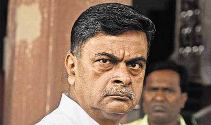 बिहार जीत के बाद भाजपा का 'सफाई अभियान' तेज, आरके सिंह पार्टी से निलंबित