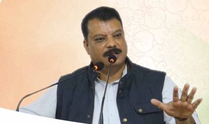 उमंग सिंघार ने बिरसा मुंडा जयंती पर दी शुभकामनाएँ, BJP पर आदिवासी राजनीति का आरोप
