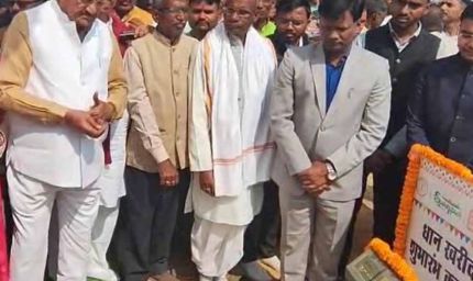 छत्तीसगढ़ में धान खरीदी शुरू: खाद्य मंत्री बघेल ने पूजा-अर्चना कर दी प्रक्रिया को हरी झंडी