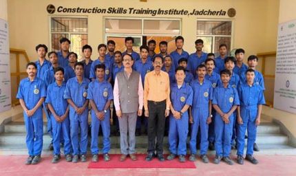बालाघाट पुलिस द्वारा नक्सल प्रभावित क्षेत्रों में संचालित एकल सुविधा केन्द्र की उल्लेखनीय सफलता