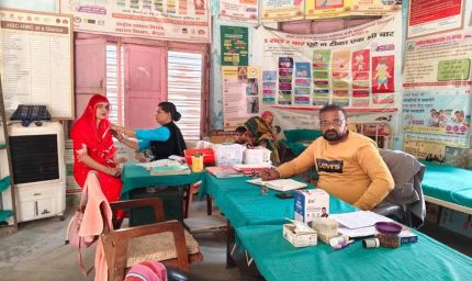 हरियाणा में MPHW स्टाफ का विरोध तेज, ब्लैक बैज लगाकर किया टीकाकरण अभियान पूरा