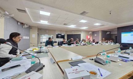 एसआईआर कार्य के लिए प्रत्येक मतदाता के घर अनिवार्य रूप से जाएं बीएलओ