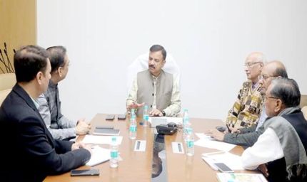 प्रदेश के स्कूलों में पढ़ाये जा रहे पाठ्यक्रम पर हो निरंतर रिसर्च- मंत्री  सिंह