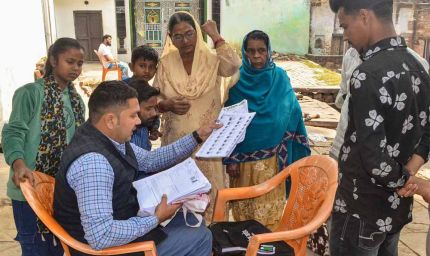 SIR पर फिर सुप्रीम कोर्ट की कड़ी नजर, चुनाव आयोग को भेजा नोटिस