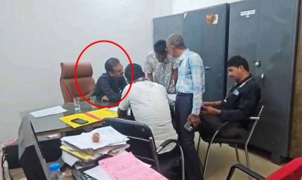 नगर पालिका के इंजीनियर 30 हजार की रिश्वत लेते ACB के ट्रैप में गिरफ्तार