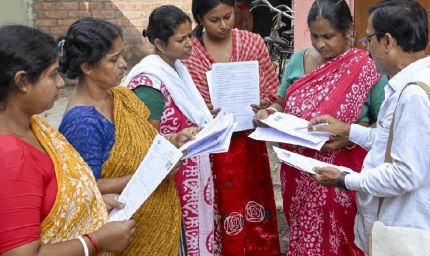 बंगाल में चौंकाने वाला खेल: इस जिले में वोटर 105% बढ़े, ममता बनर्जी क्यों हुईं SIR से बेचैन?