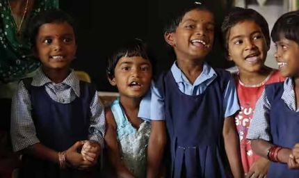 गरीब छात्रों के लिए बड़ी सौगात: UGC देगी 15 हजार से 20 लाख रुपये तक की शिक्षा सहायता