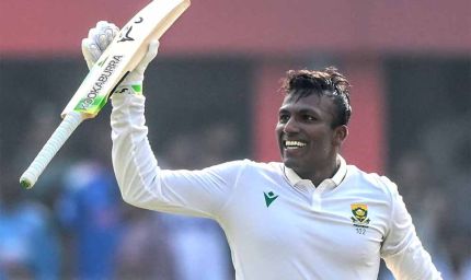 सेनुरन मुथुसामी का तूफानी शतक: भारतीय सरज़मीं पर ये कारनामा करने वाले तीसरे विदेशी बल्लेबाज़ बने