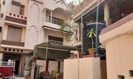 बिहार के धनकुबेर ऑफिसर का खेल बेनकाब: करोड़ों की संपत्ति, 10 प्लॉट और लाखों के गहने जब्त