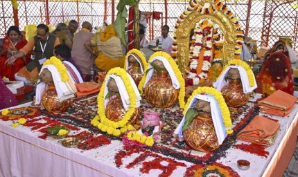 राम मंदिर धर्म ध्वज समारोह: अयोध्या में 100 टन फूलों से सजी भव्य सजावट