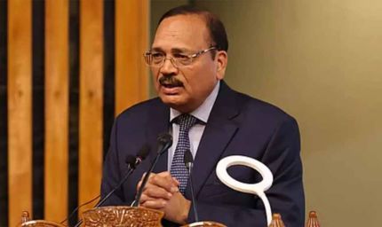 कोर्ट में वकील बोले— ‘मीलॉर्ड, आवाज चली गई’,  नए CJI ने कहा— ‘दिल्ली का यही हाल है’