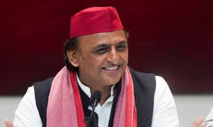राम मंदिर ध्वजारोहण के बीच अखिलेश यादव का बयान: संकल्प पूरा करने के संकेत!