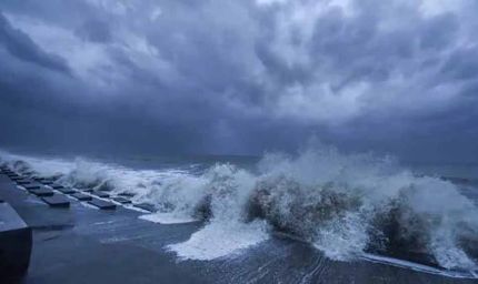 सेन्यार तूफान ने समंदर में बरपाया कहर — जानें कब तट से टकराएगा चक्रवात