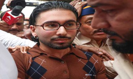 252 करोड़ ड्रग्स केस: एएनसी की पूछताछ के लिए ऑफिस पहुँचे ओरी, बढ़ी हलचल