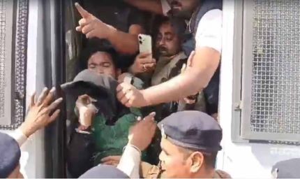 BJP दफ्तर निर्माण विवाद: प्रदर्शन कर रहे कई कांग्रेसी नेता गिरफ्तार