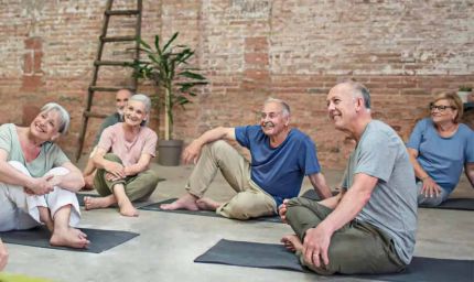 जापान में 1.23 लाख से ज्यादा शतायु! भारत में कितने पार कर चुके 100 का आंकड़ा? टॉप-5 देशों की लिस्ट