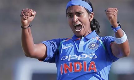 WPL ऑक्शन 2025: कौन सी टीम हुई सबसे मजबूत? दिल्ली से RCB तक फुल स्क्वॉड देखें—दीप्ति शर्मा सबसे महंगी