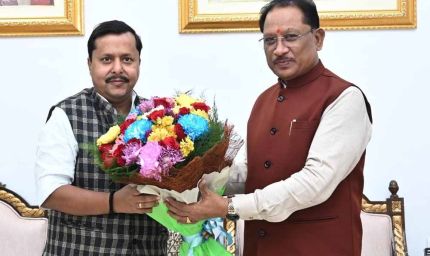 मुख्यमंत्री साय से बिहार के पथ निर्माण मंत्री नितिन नवीन ने की सौजन्य मुलाकात