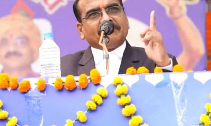 IAS संतोष वर्मा के बचाव में उतरे कांग्रेस के दिग्गज, ‘ब्राह्मण की बेटी’ बयान पर बढ़ी सियासी गर्मी