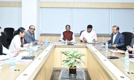 रायपुर : बच्चों के भविष्य को स्वर्णिम बनाने की महती जिम्मेदारी शिक्षा विभाग पर - मुख्यमंत्री  विष्णु देव साय