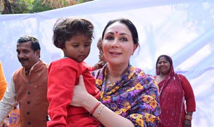 घुमंतु जाति रोजगार मेले में डिप्टी सीएम दिया कुमारी ने बांटे संसाधन, कई परिवारों को मिला सहारा