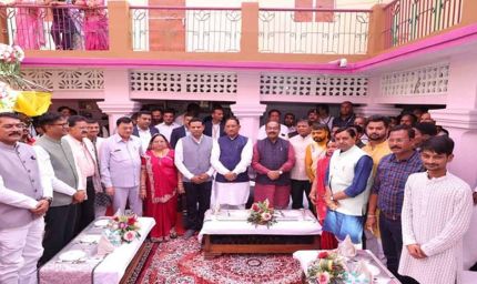 सीएम साय और कई मंत्री शामिल हुए श्रम मंत्री के घर शादी समारोह में, सांसद ज्योत्सना महंत भी मौजूद