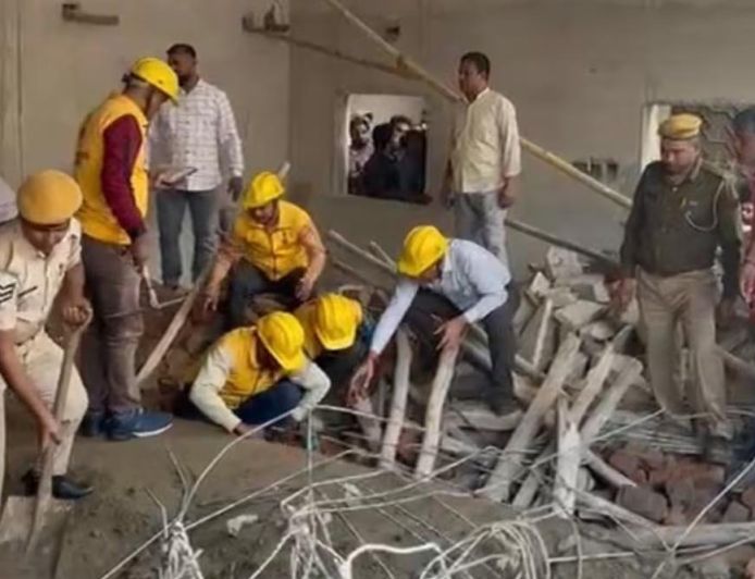 जयपुर में निर्माणाधीन बिल्डिंग की दीवार गिरी, 4 मजदूर मलबे में दबे