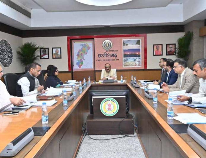 परियोजना एवं निर्माण क्रियान्वयन समिति की बैठक सम्पन्न