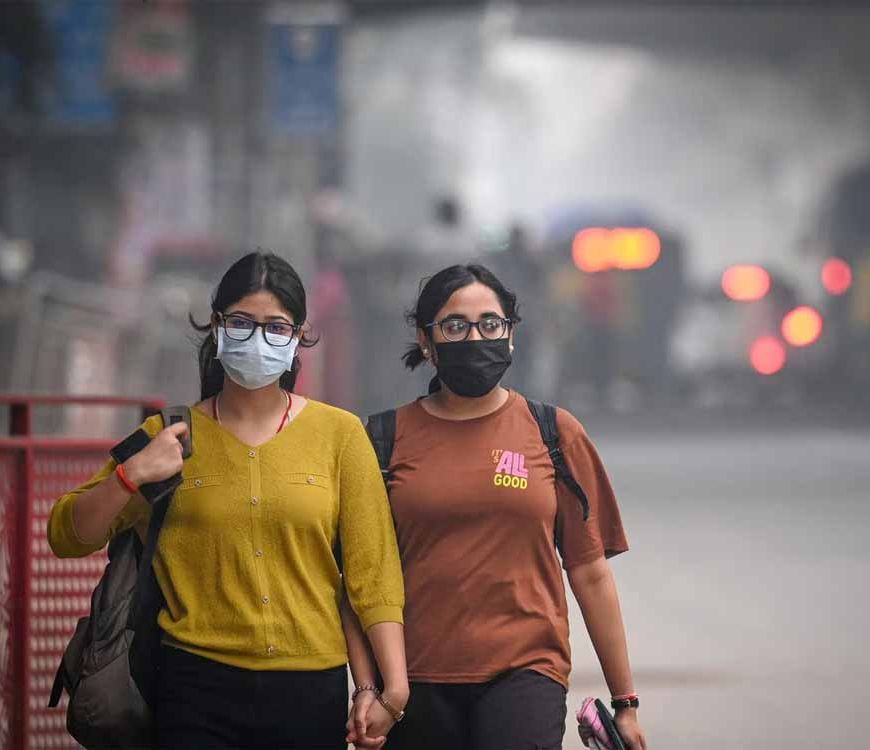 दिल्ली की हवा हुई जहरीली! AQI 421 पर पहुंचा, सांस लेना हुआ मुश्किल