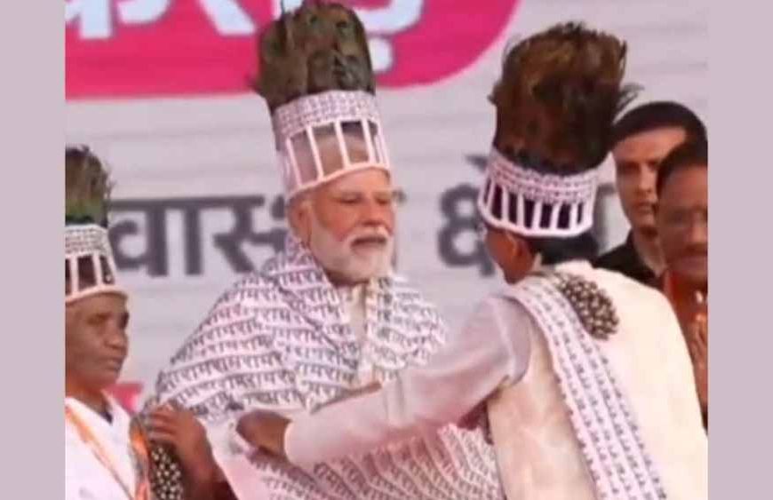 आस्था ने छुआ हृदय: प्रधानमंत्री नरेंद्र मोदी से रामनामी समाज के प्रतिनिधियों की आत्मीय भेंट