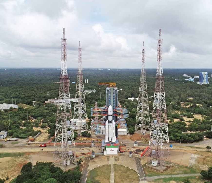 ‘बाहुबली’ सैटेलाइट से ISRO की नई छलांग! जानिए इसकी अद्भुत ताकतें और मिशन के राज़